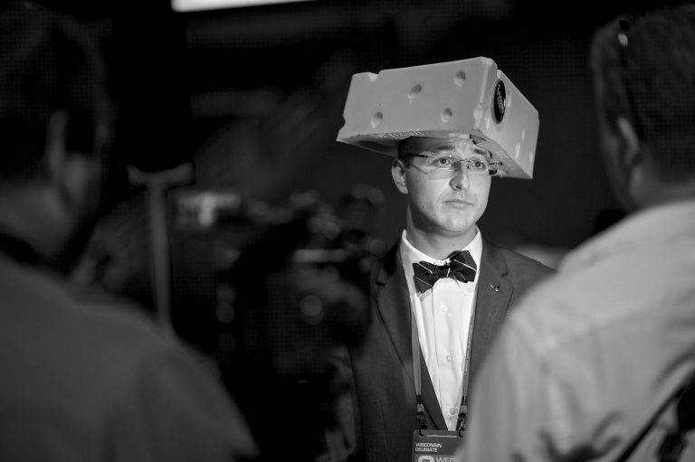 Street Focus 95: Photographing the National Conventions with Steve Simon