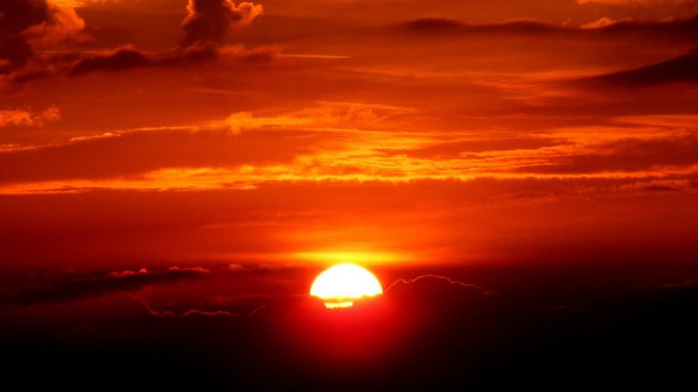 Photo Critique 142 – SUNSET