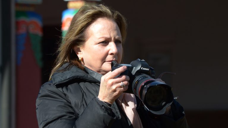 The Art of Hand-Painting Digital Photographs